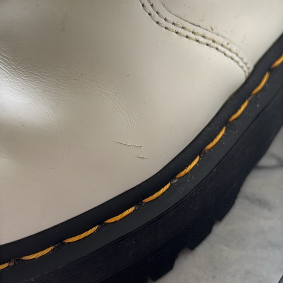 Doc Martin boots - Picture 6 of 6